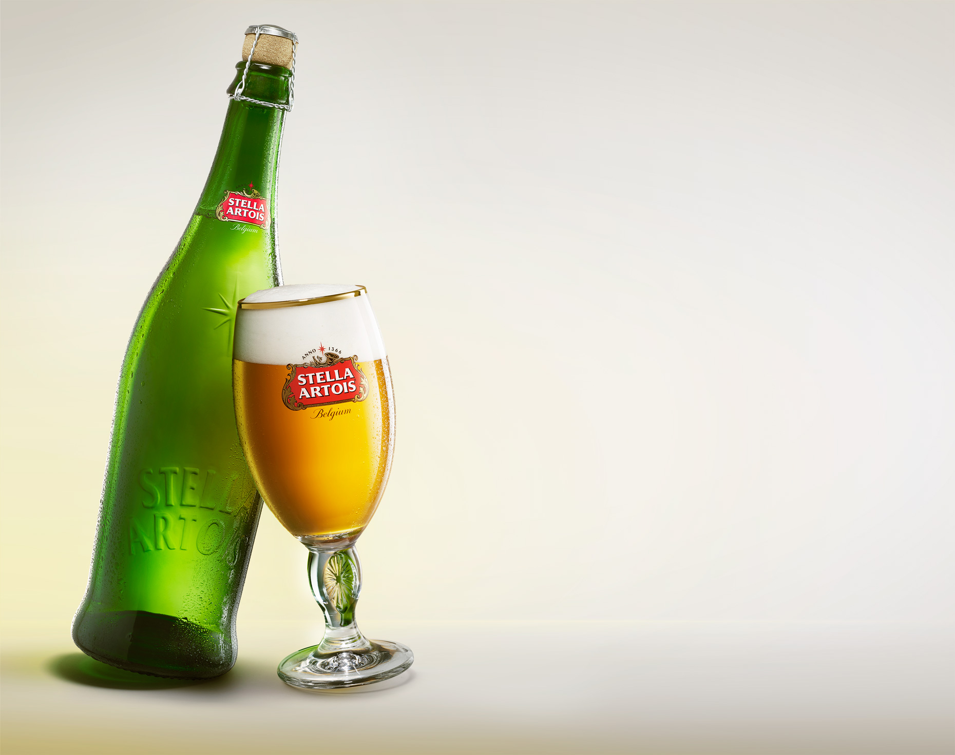 03_Adrian_Mueller_STELLA_ARTOIS