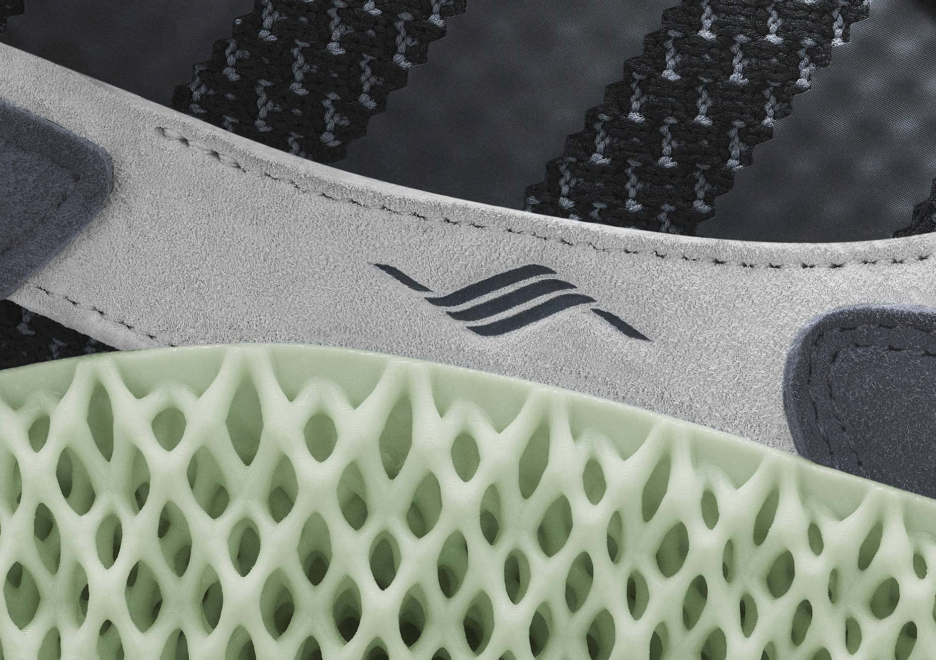 adidasOriginals_SS19_ZX_ZX40004D_BD7931_03_Detail_horiz